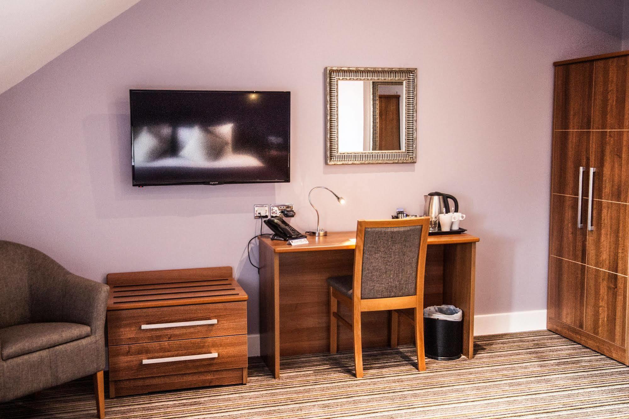 Magnolia Park Hotel, Golf & Country Club Boarstall Екстериор снимка